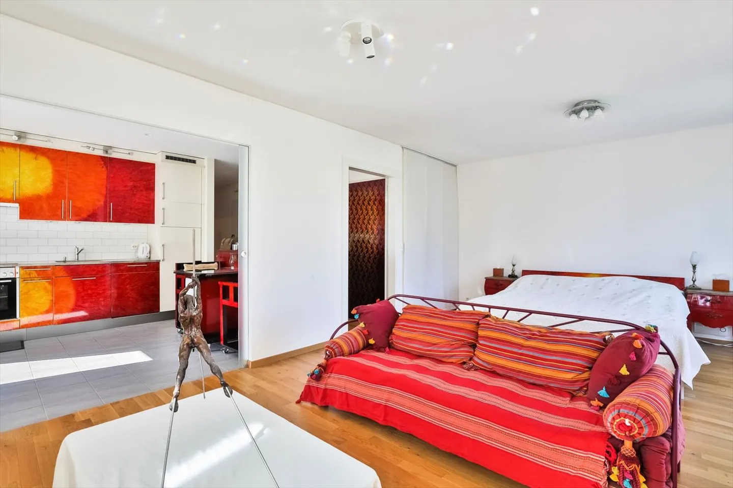 Seltene Wohnung zu verkaufen in Carouge - Außergewöhnliche Lage, hochwertige Ausstattung - Foto 6 von 12