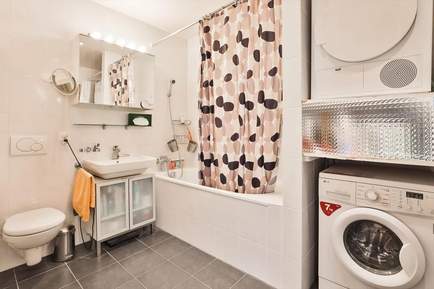 Seltene Wohnung zu verkaufen in Carouge - Außergewöhnliche Lage, hochwertige Ausstattung - Foto 8 von 12