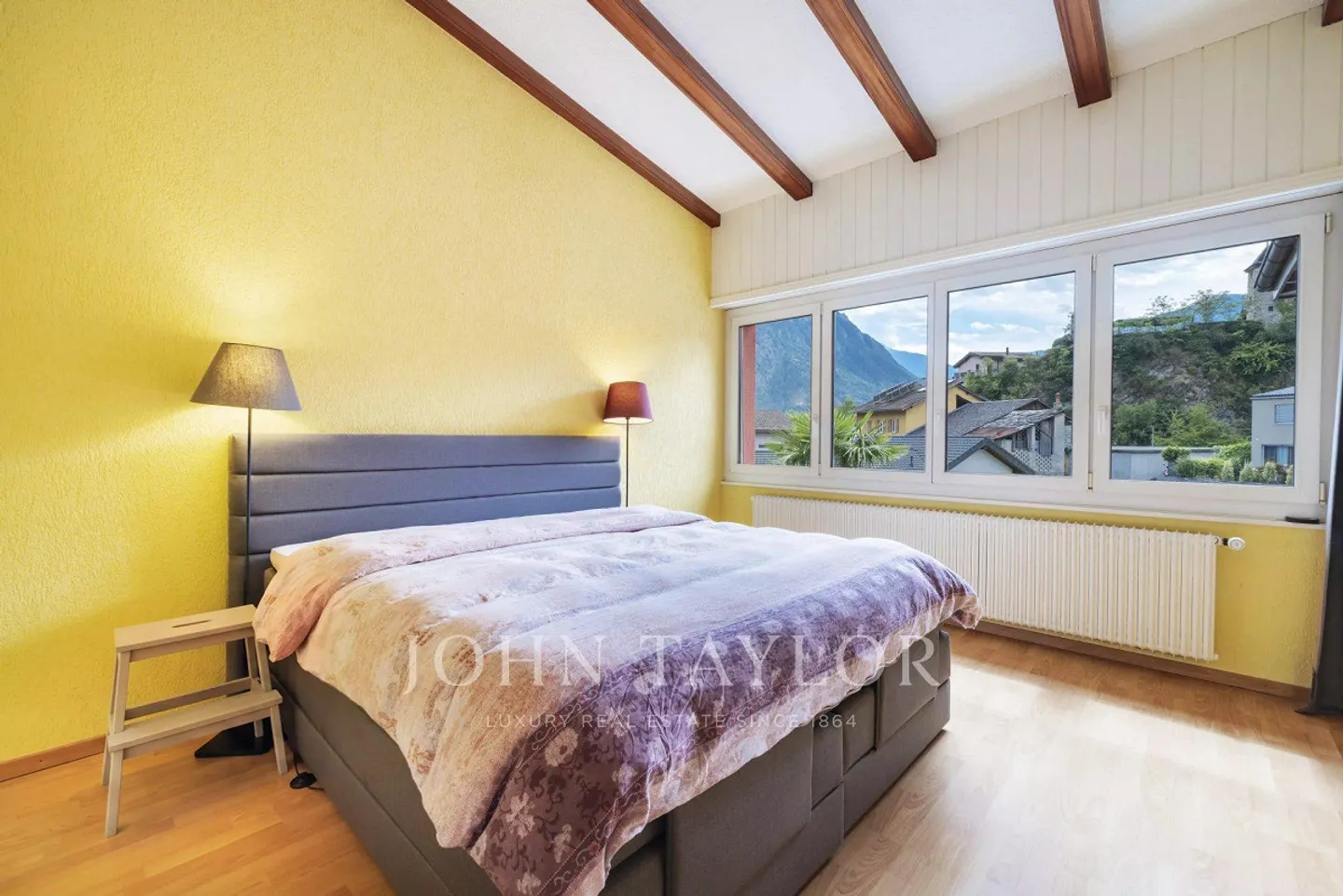 Spacious Family Villa in Saint-Léonard - Photo 6 of 10