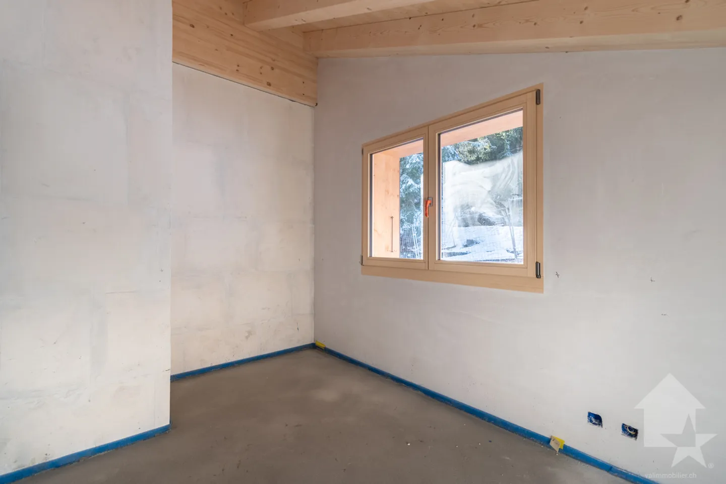 Les Cerniers, chalet neuf en cours de finition - Photo 6 sur 14