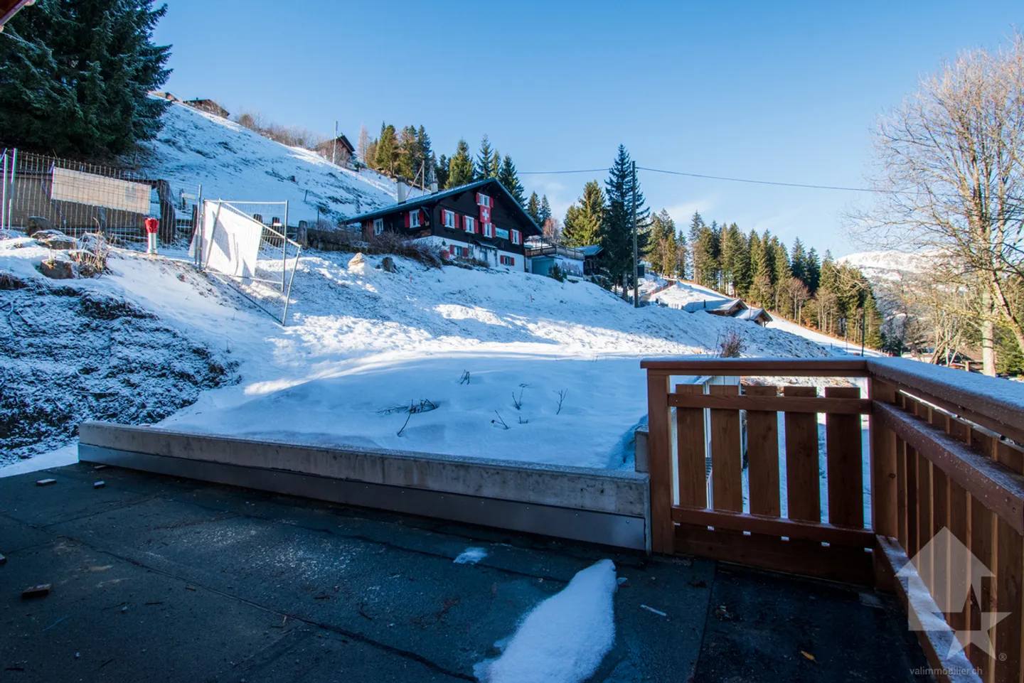 Les Cerniers, chalet neuf en cours de finition - Photo 14 sur 14