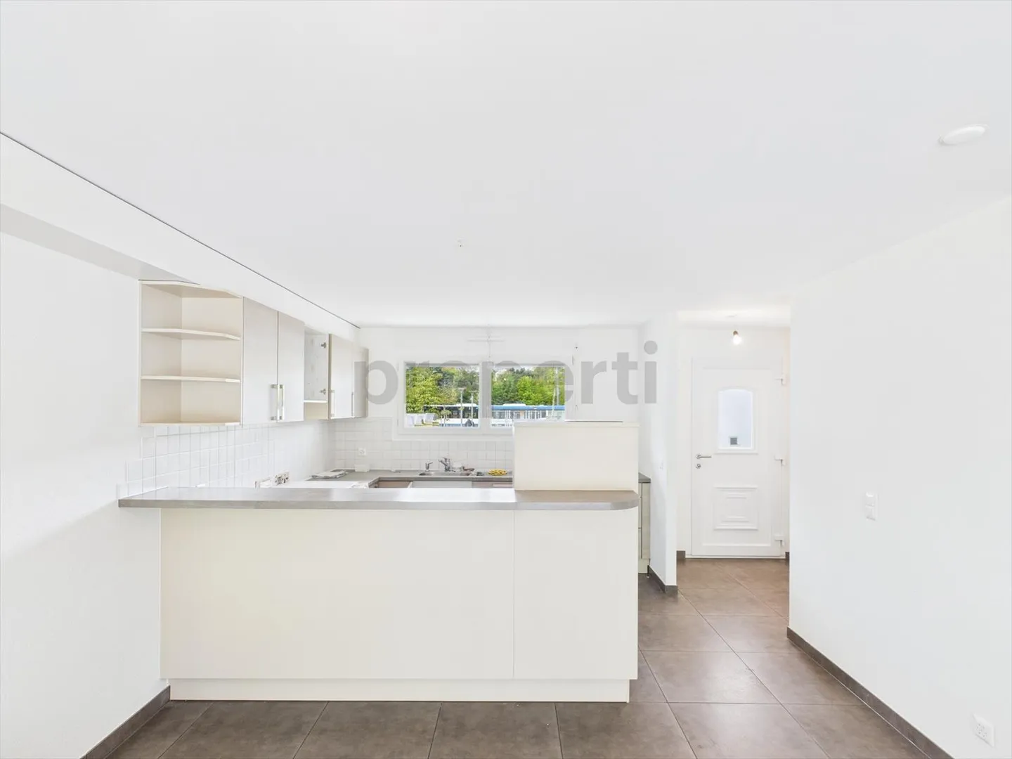 Superbo duplex con giardino privato - vivace zona residenziale - Foto 4 di 13