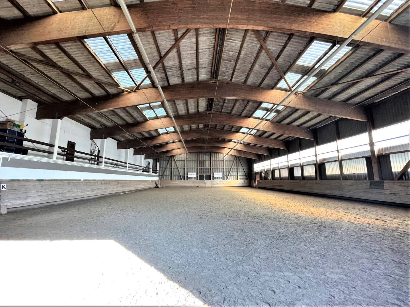 Sports hall for sale - Photo 8 of 13