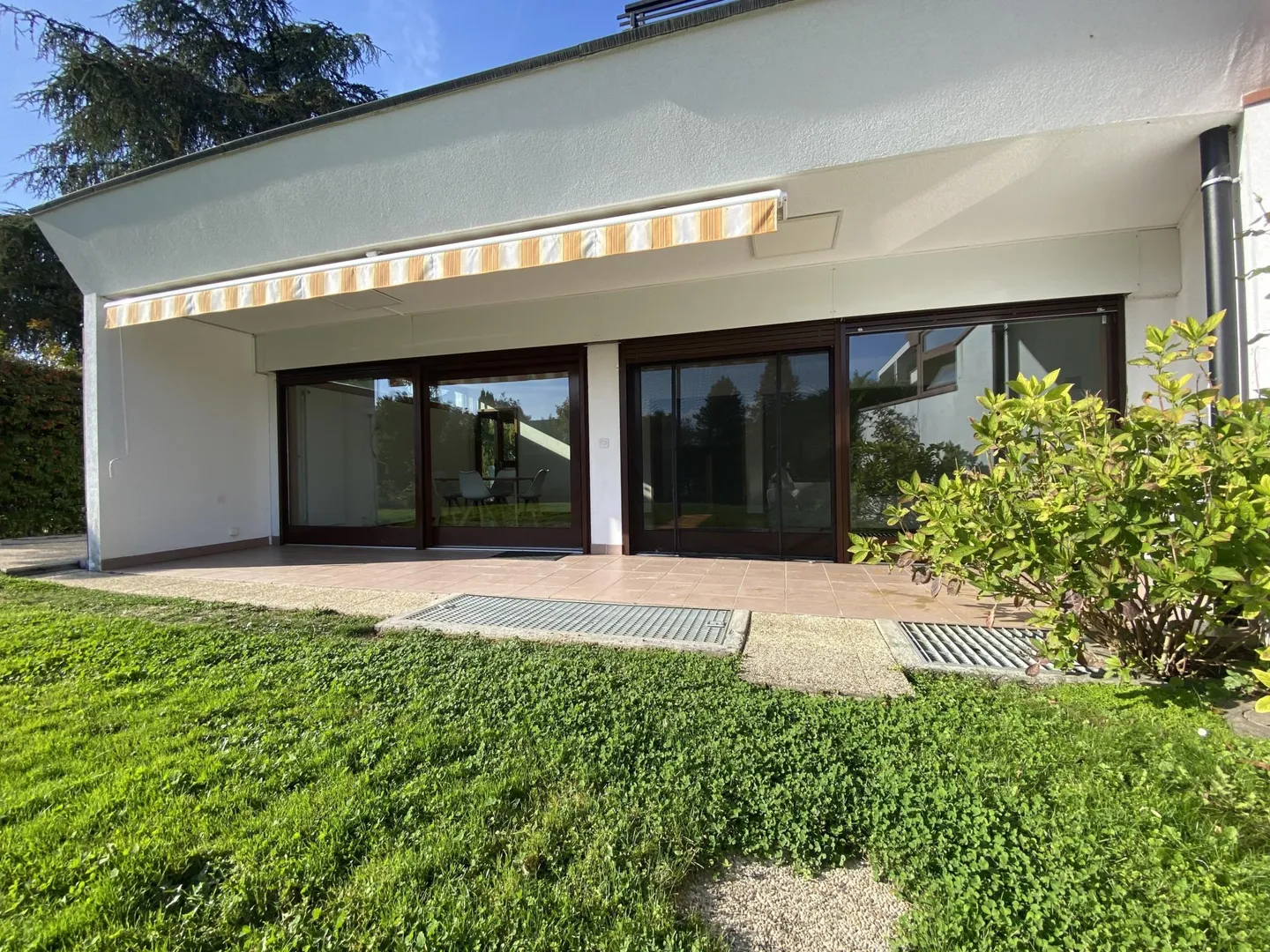 Magnifica villa a schiera di 6,5 locali a Pregny-Chambésy. - Foto 12 di 13