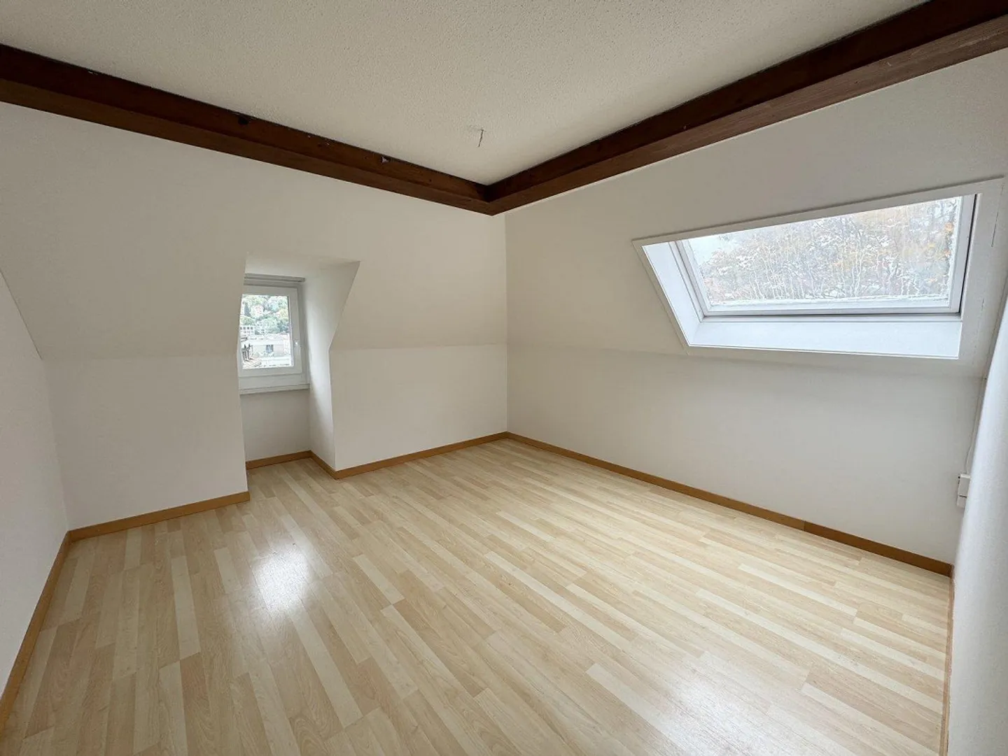 Stylish 4.5-room apartment near the center - Photo 6 of 8