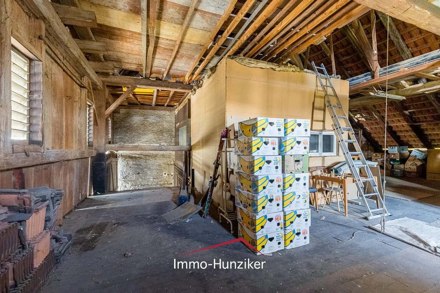 Bauernhaus mit Seesicht-Potenzial - Foto 11 von 18