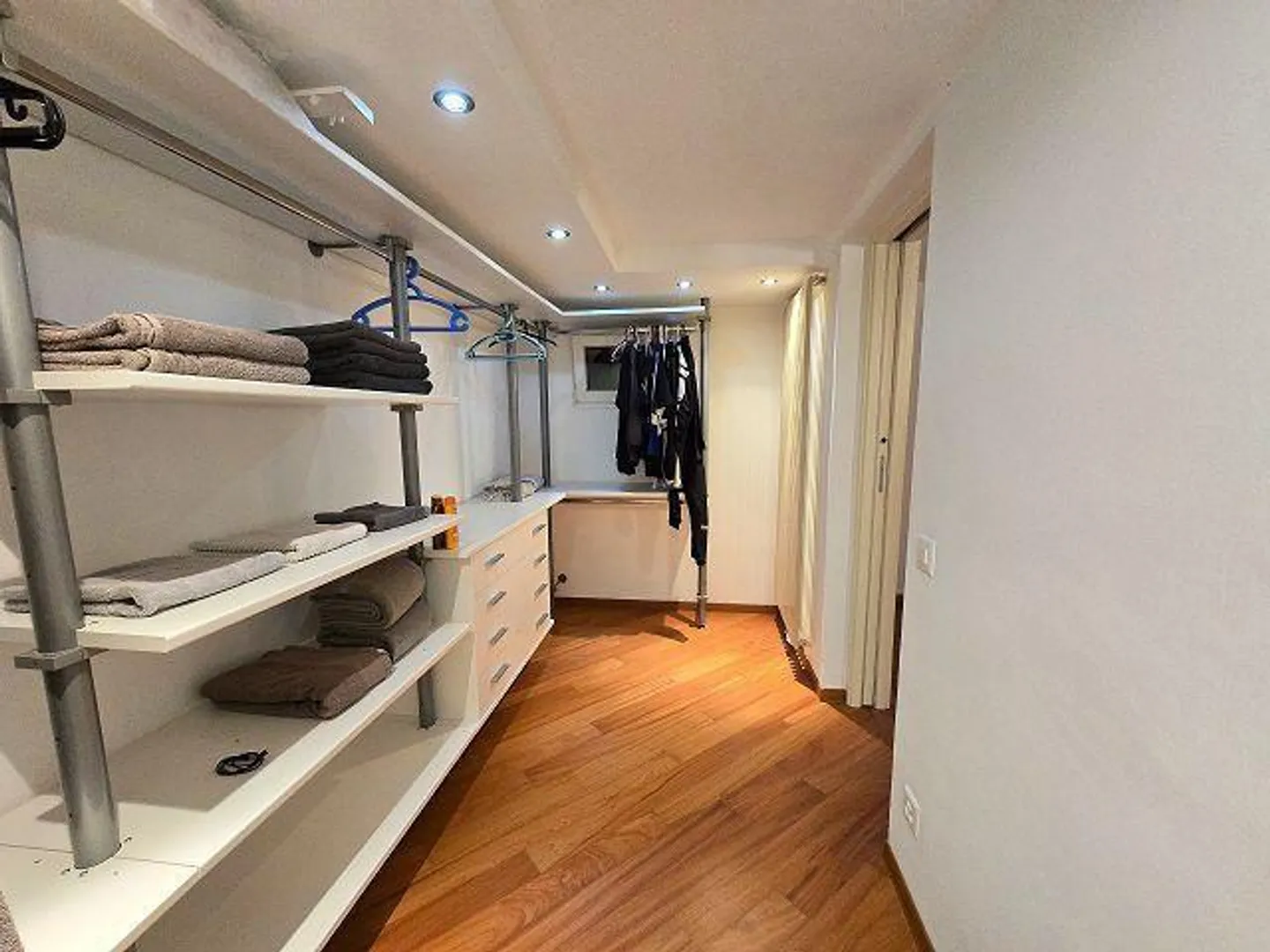 Casa singola in affitto - Foto 32 di 59