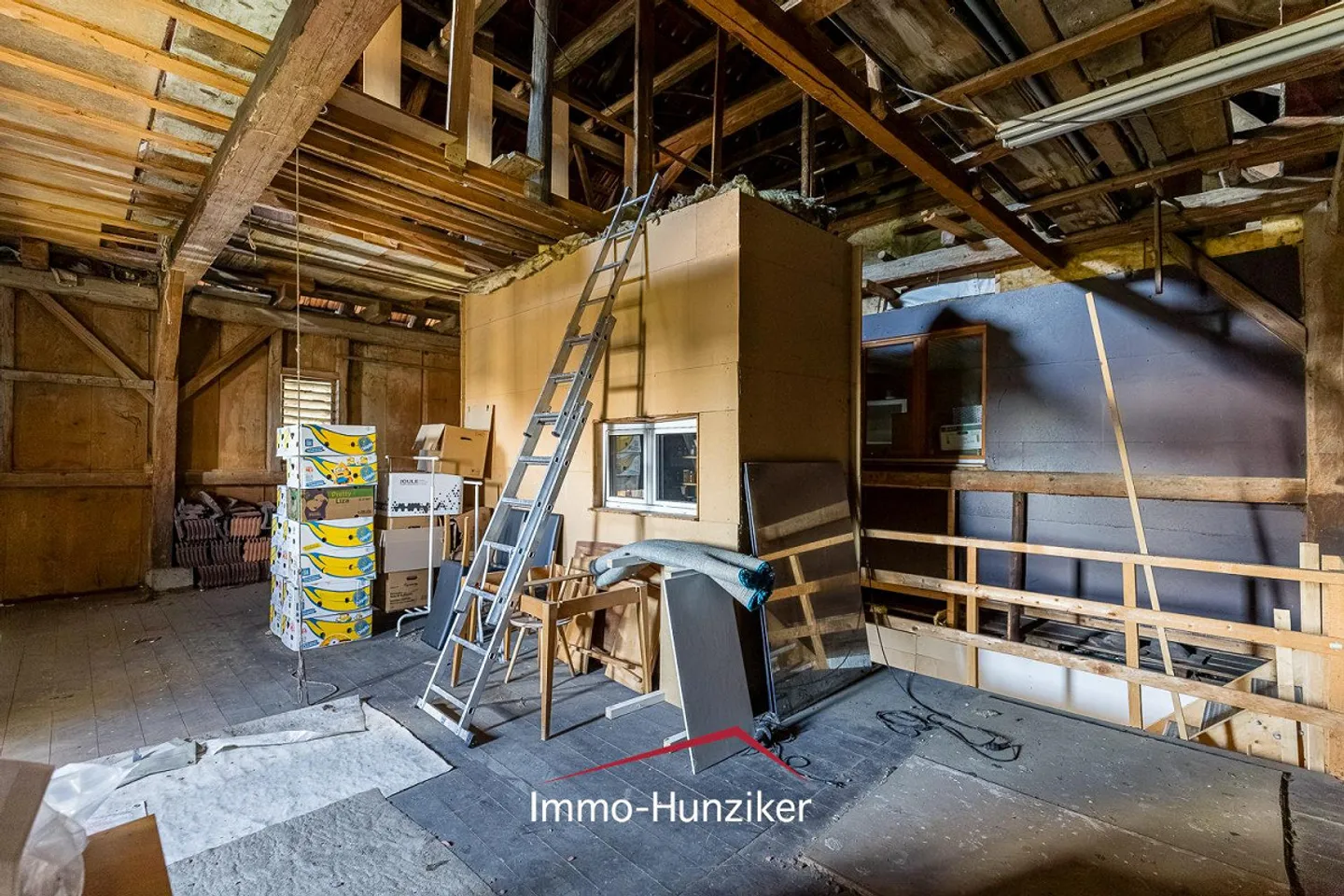 Bauernhaus mit Seesicht-Potenzial - Foto 10 von 18