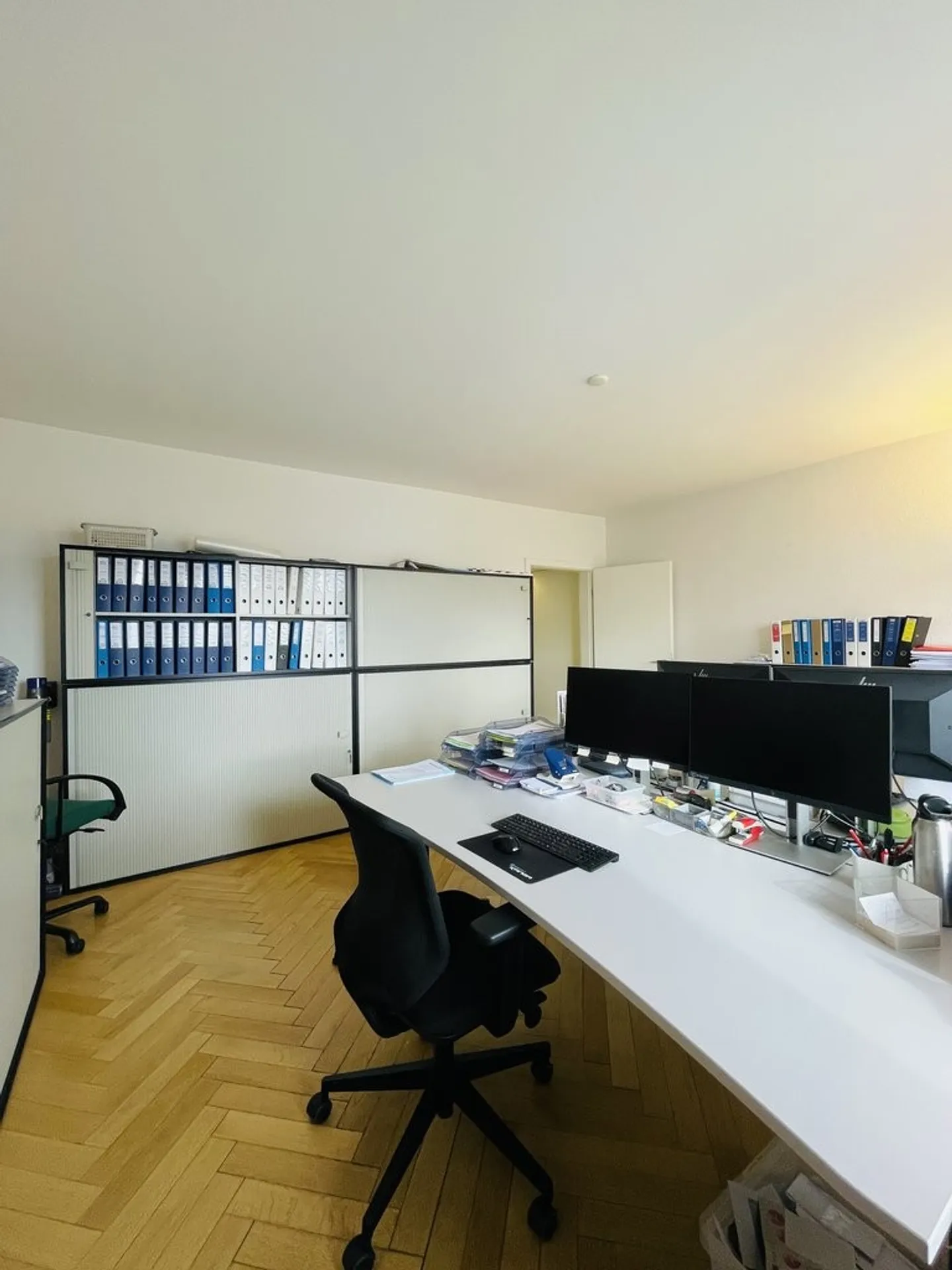 Geräumiger Büroraum in Fribourg - Foto 11 von 12