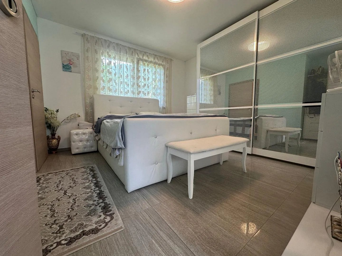 Duplex Moderno con Ampia Terrazza - Foto 9 di 21