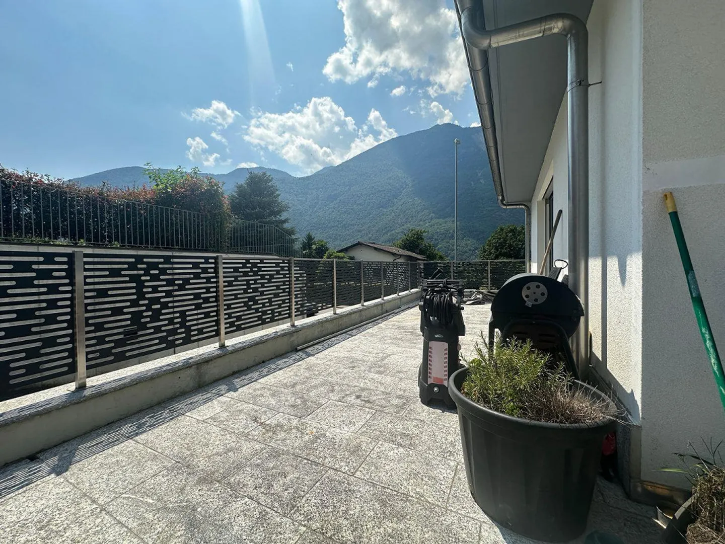 Duplex Moderno con Ampia Terrazza - Foto 12 di 21