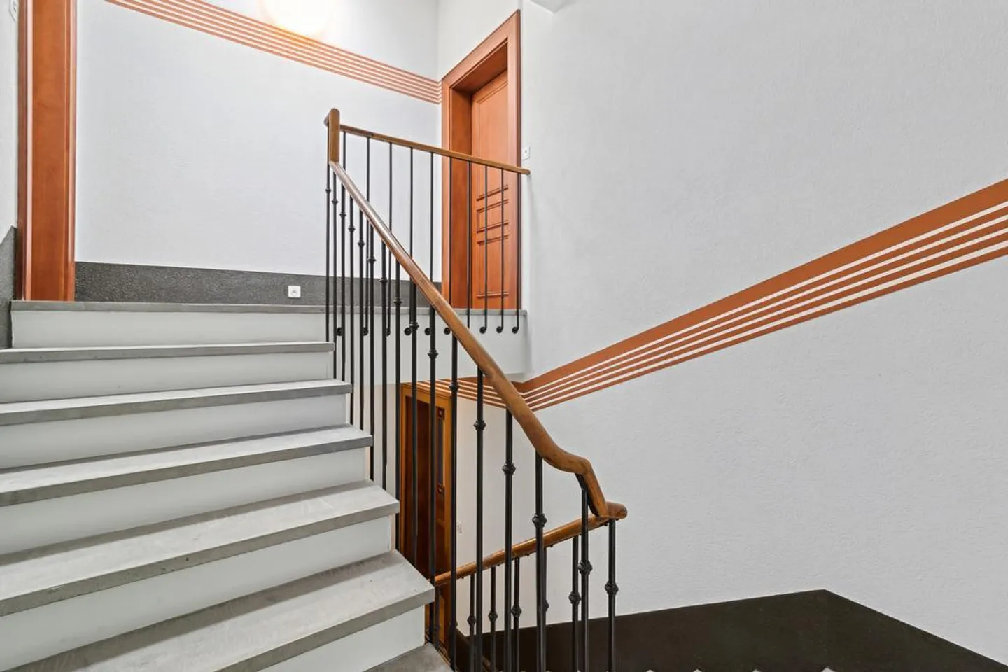 Charmant Appartement en Attique - Photo 6 sur 8