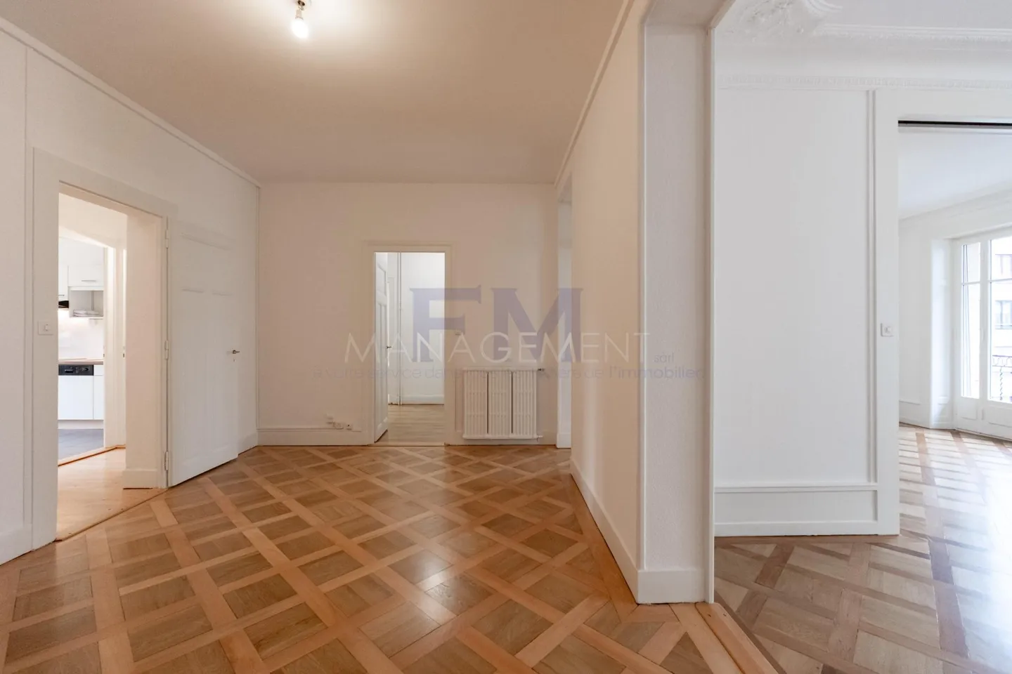 Elegante Appartamento 5.5 Stanza - Foto 6 di 25