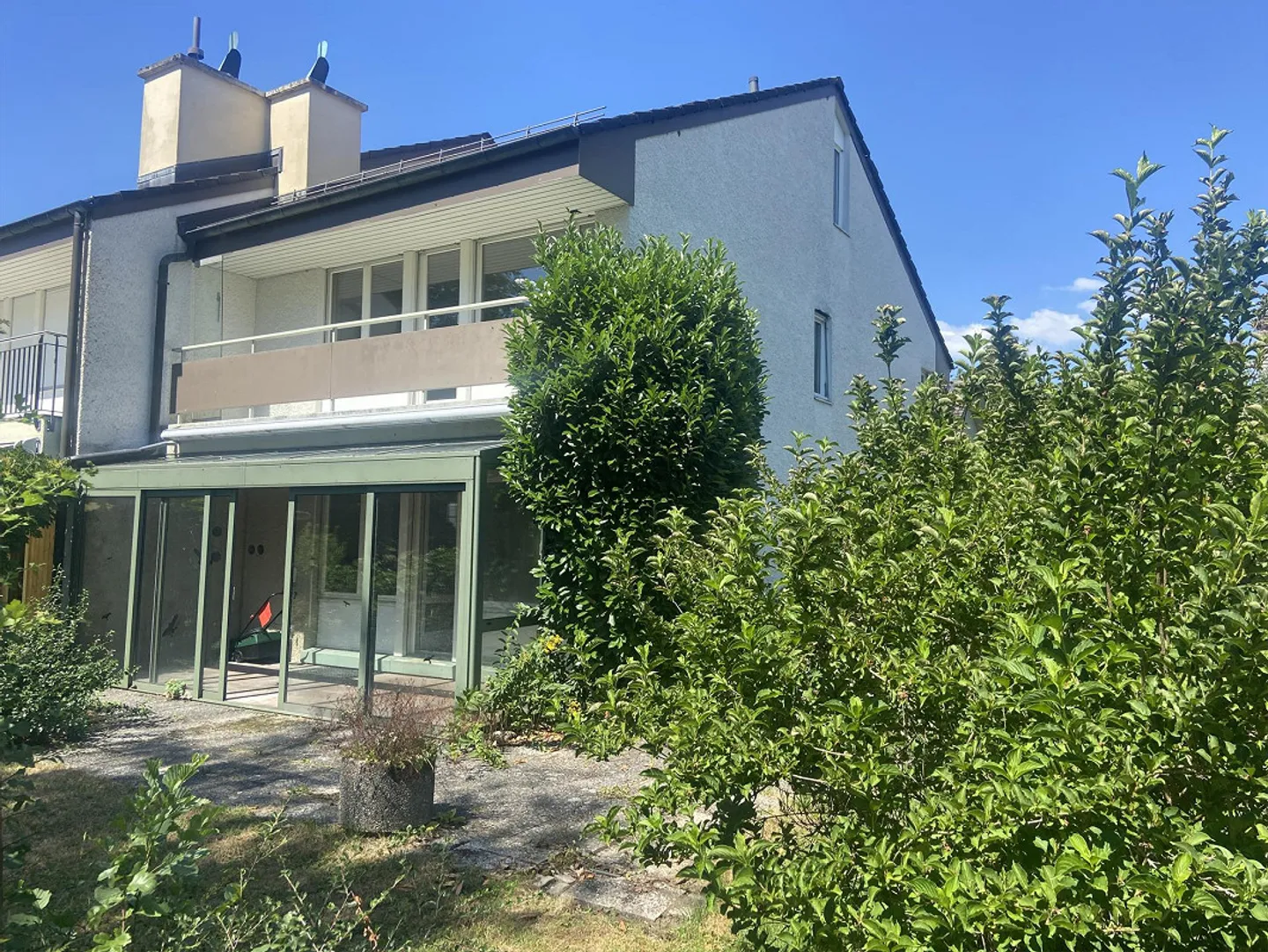 Charming 4.5-room terraced single-family house in Oetwil am See - Photo 8 of 17