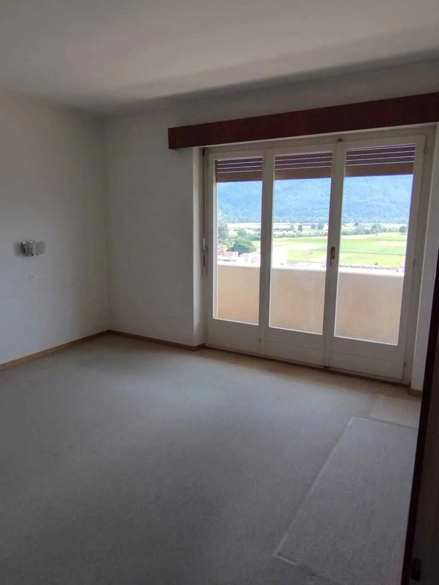 GORDOLA - Wir verkaufen eine große Wohnung mit Schwimmbad in ruhiger Lage - Foto 17 von 31