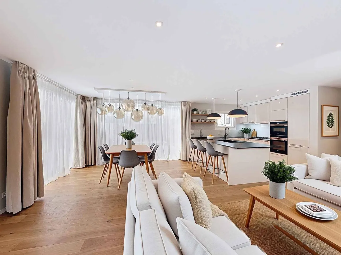 Semi-Detached House 5.5 Rooms - Photo 2 of 13