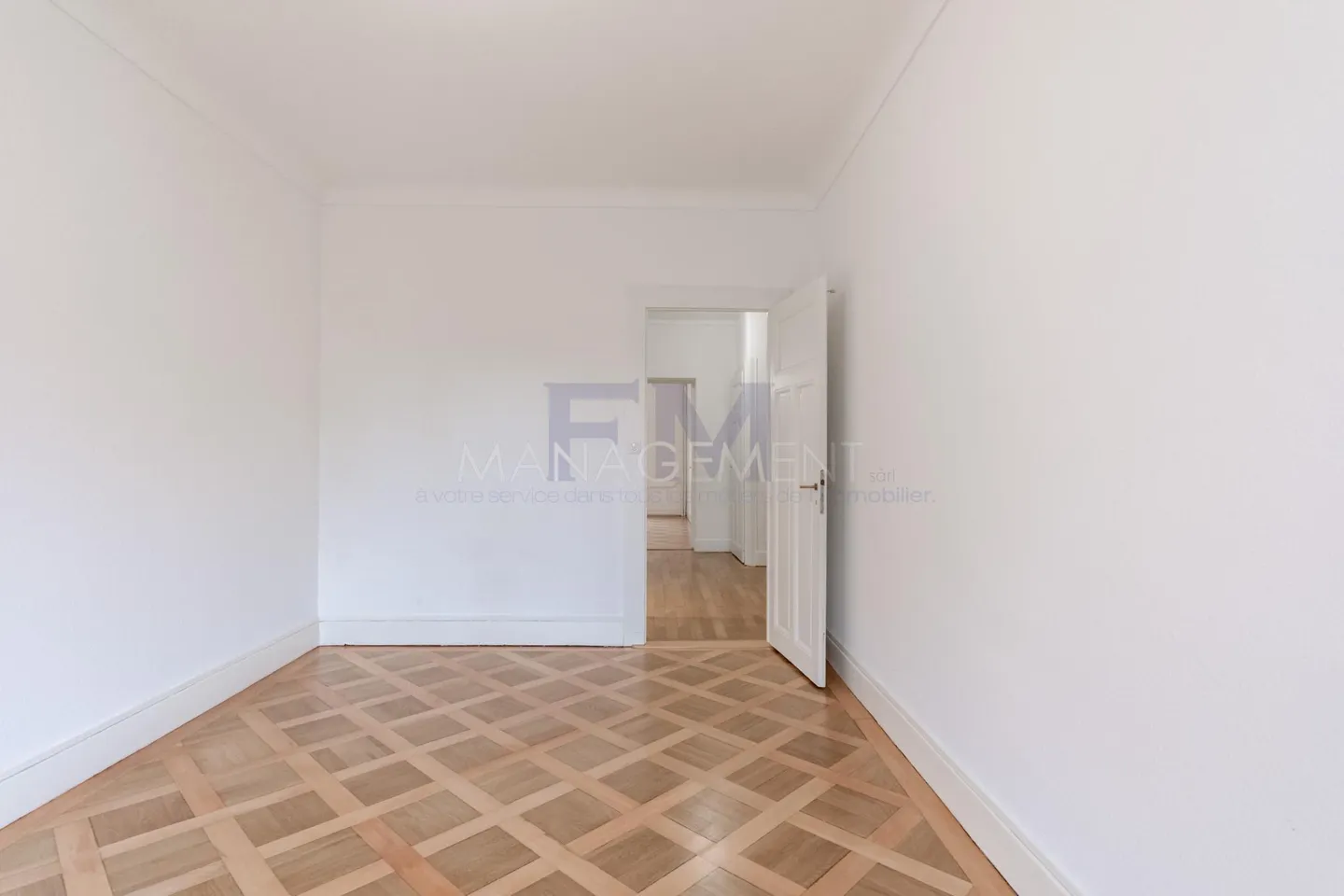 Elegante Appartamento 5.5 Stanza - Foto 15 di 25