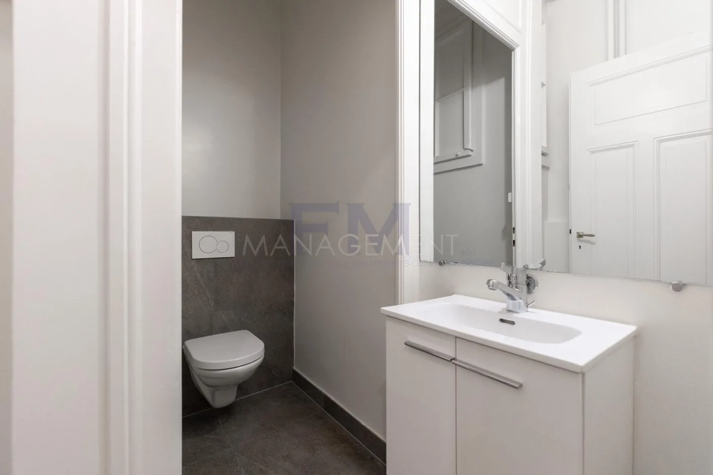 Elegante Appartamento 5.5 Stanza - Foto 18 di 25