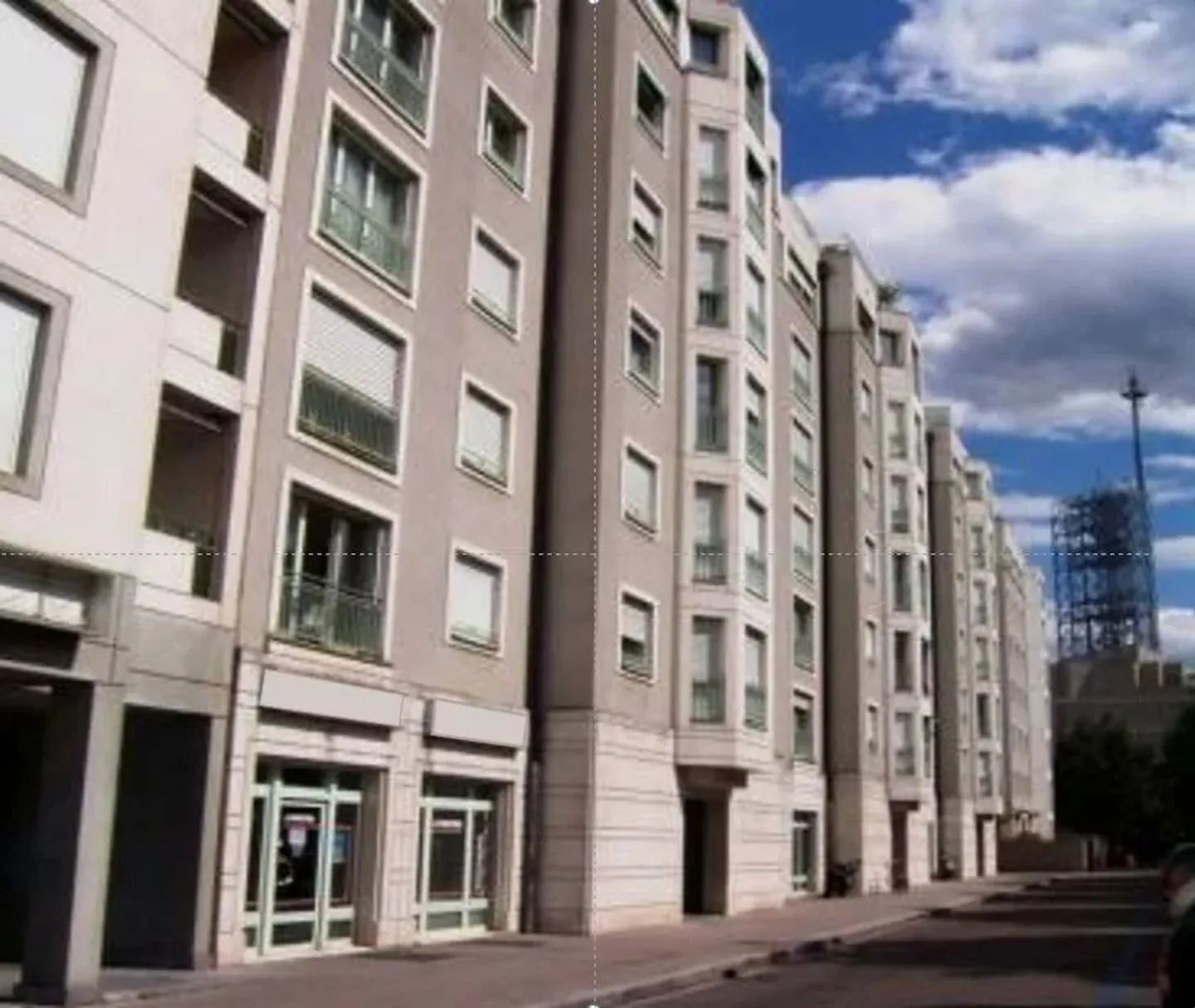 Belle arcade lunineuse - Foto 1 von 2