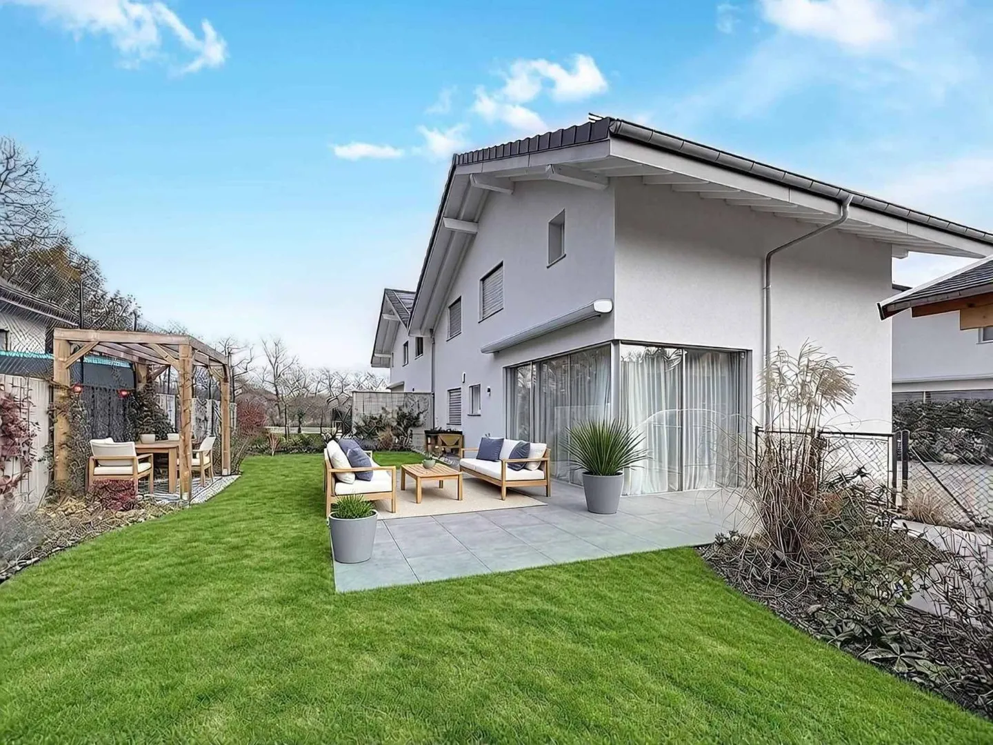 Semi-Detached House 5.5 Rooms - Photo 1 of 13