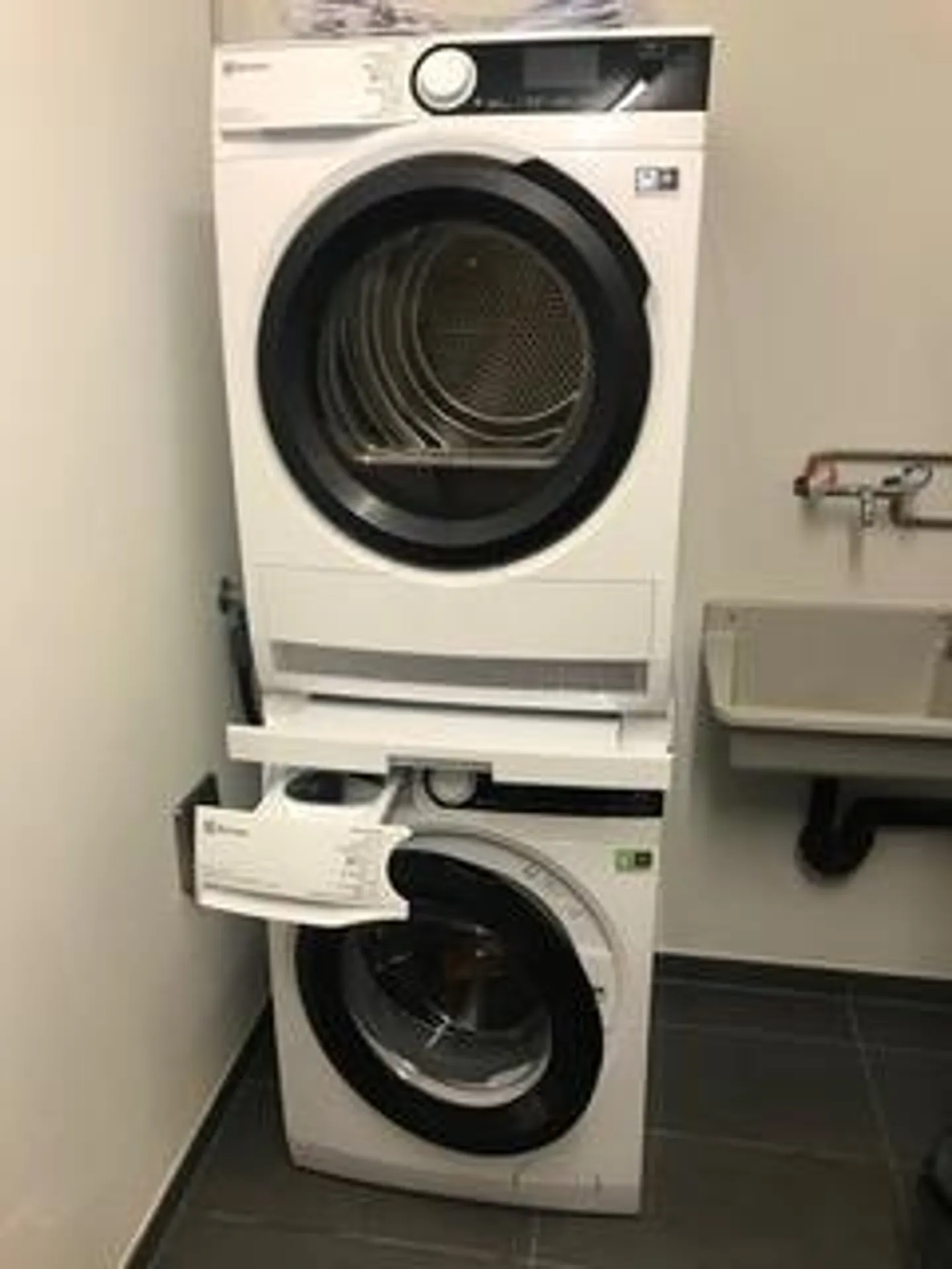 Vivre au centre avec jardin – appartement moderne de 2,5 pièces - Photo 8 sur 11