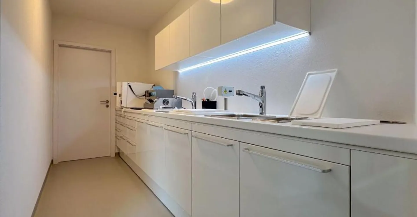 Espace de Bureau Moderne à Sierre - Photo 5 sur 13