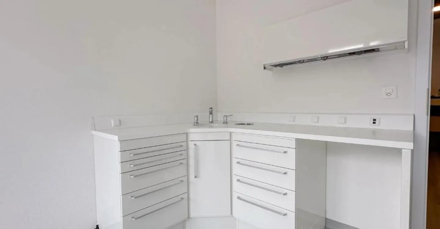 Espace de Bureau Moderne à Sierre - Photo 7 sur 13