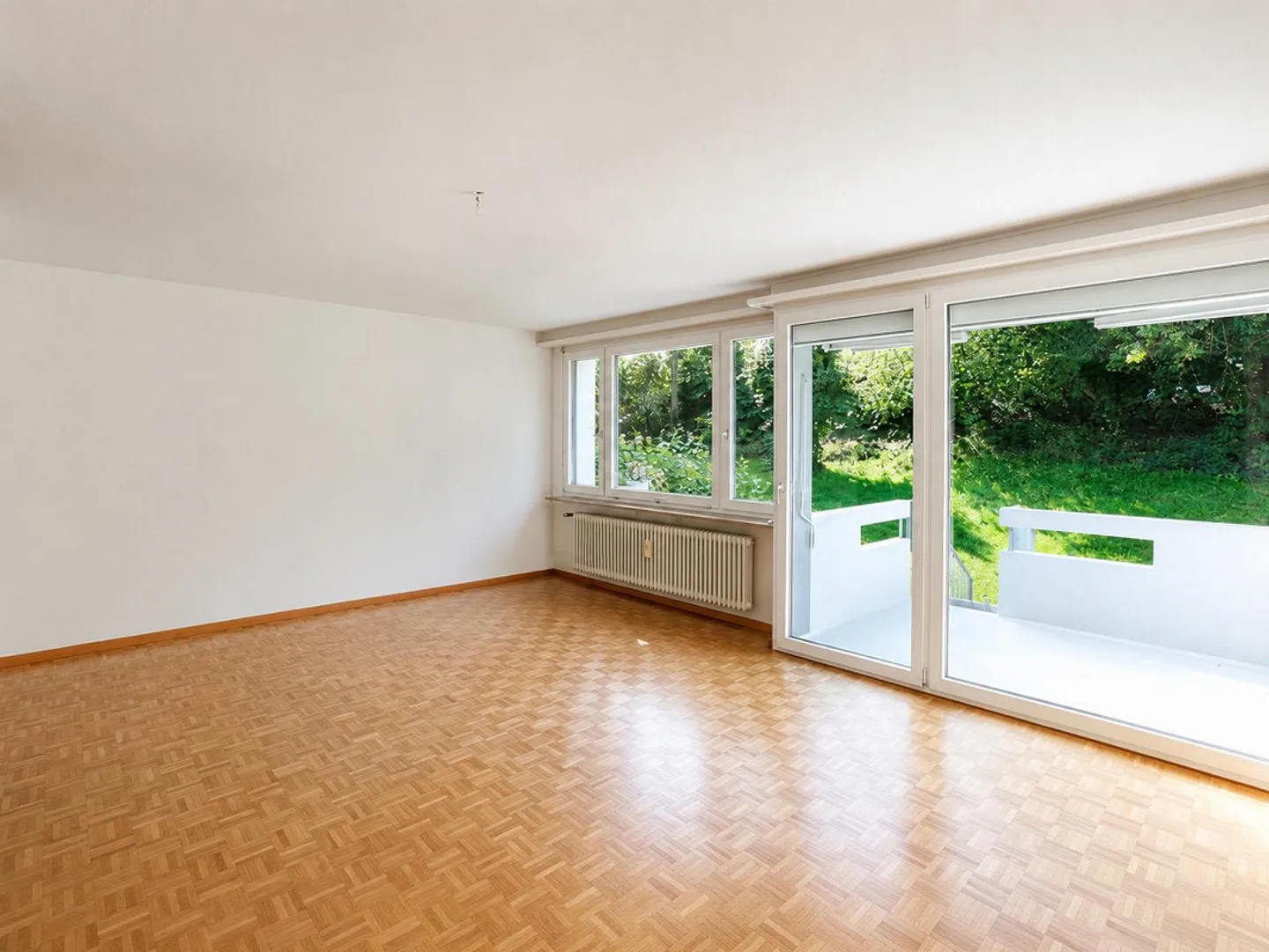 Vivere nel verde a Binningen - Appartamento duplex di 4,5 locali con garage - Foto 5 di 13