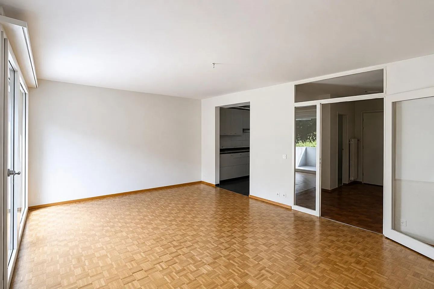 Vivere nel verde a Binningen - Appartamento duplex di 4,5 locali con garage - Foto 6 di 13