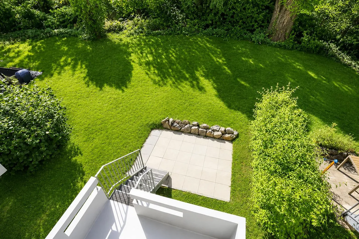Vivere nel verde a Binningen - Appartamento duplex di 4,5 locali con garage - Foto 7 di 13