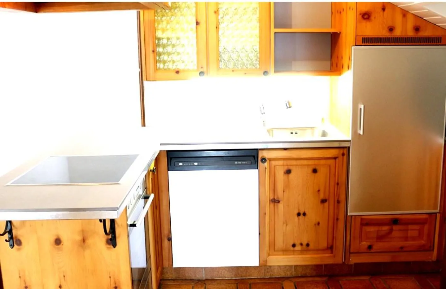 Apartment - Photo 9 of 15