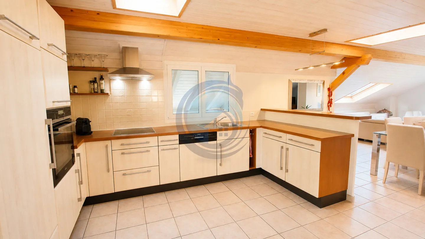CHARMANT APPARTEMENT DE 4,5 PIÈCES AVEC BALCON A BRENT-SUR-Montreux - Foto 5 di 13