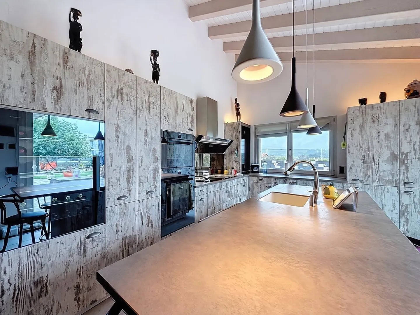 5-Zimmer-Haus - Foto 1 von 11