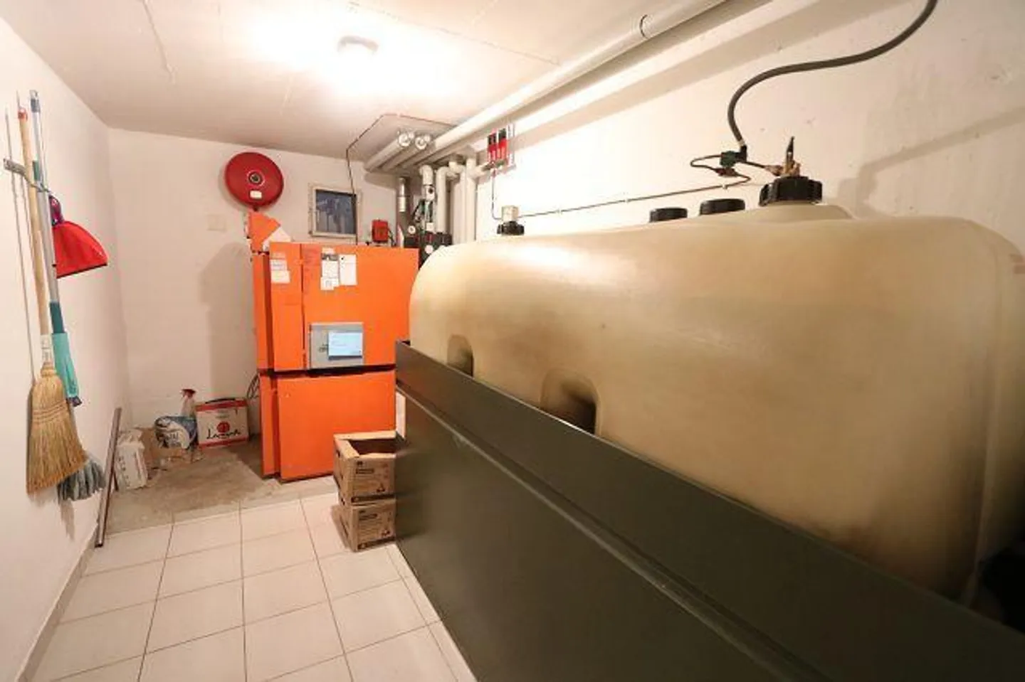 Charmante Villa con Piscina ad Astano - Foto 18 di 33