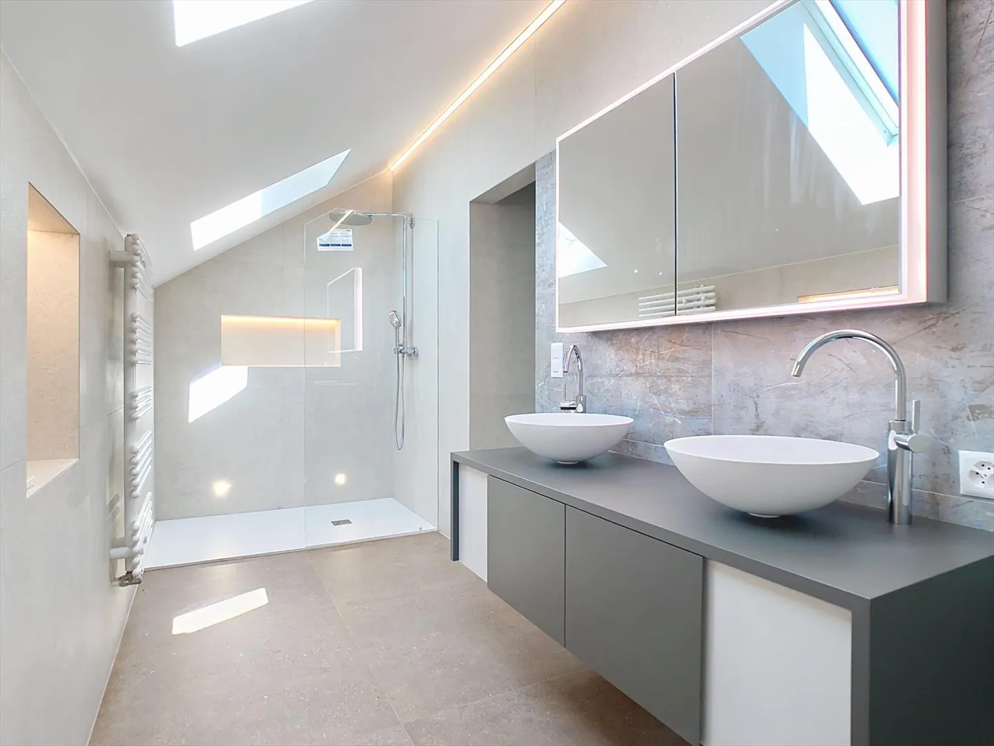 Maison 8.5 pièces - Photo 9 sur 12