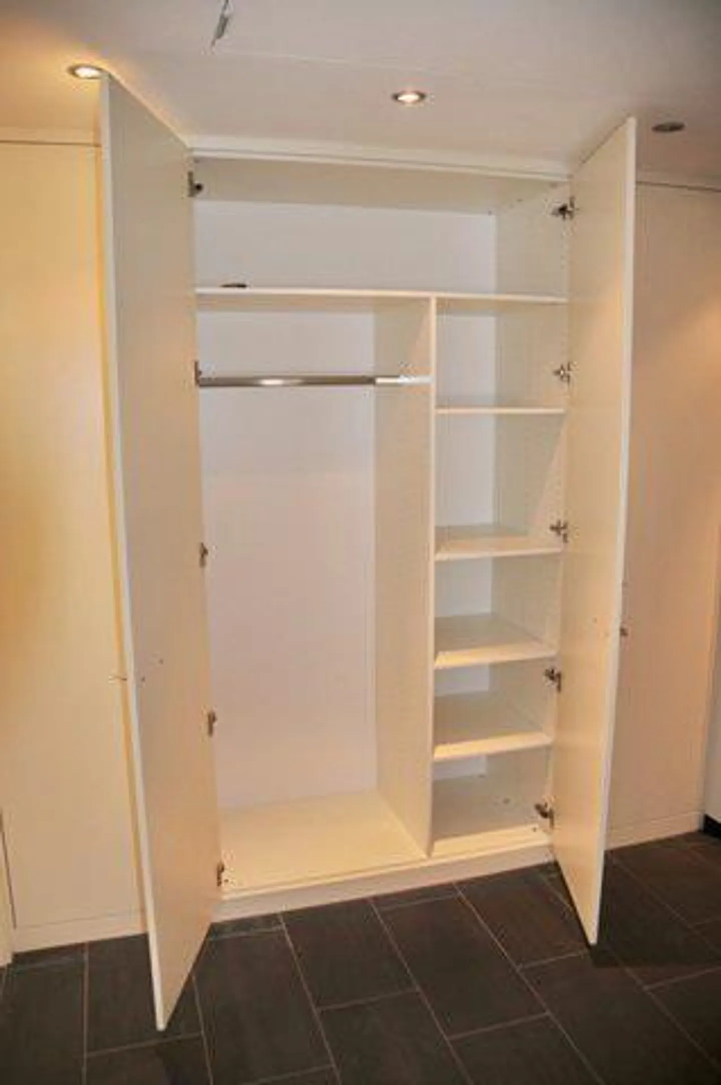 Stilvolle 2.5-Zimmer-Wohnung - Foto 17 von 20