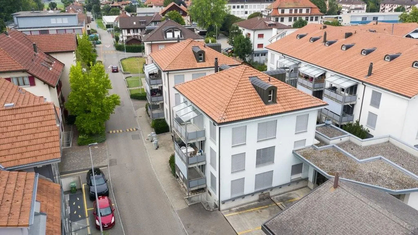 Modern Apartment in Kirchberg - Photo 8 of 8