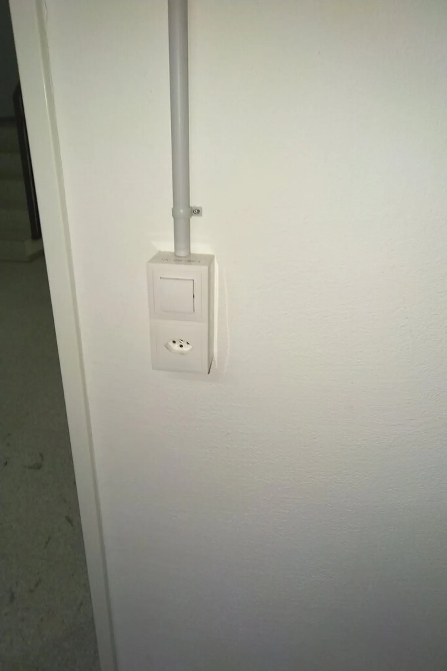 Stanza per hobby moderna e spaziosa di 19m2 a Breitenbach in affitto - Foto 7 di 7