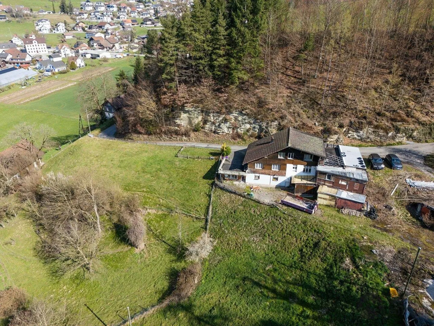 Votre maison avec vue et beaucoup d'espace - Photo 1 sur 16