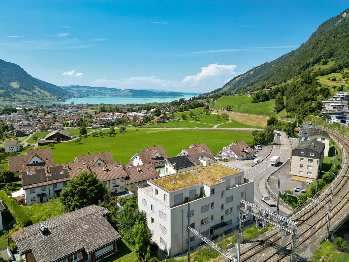 Grand appartement dans un emplacement central avec vue sur la montagne - Photo 8 sur 8
