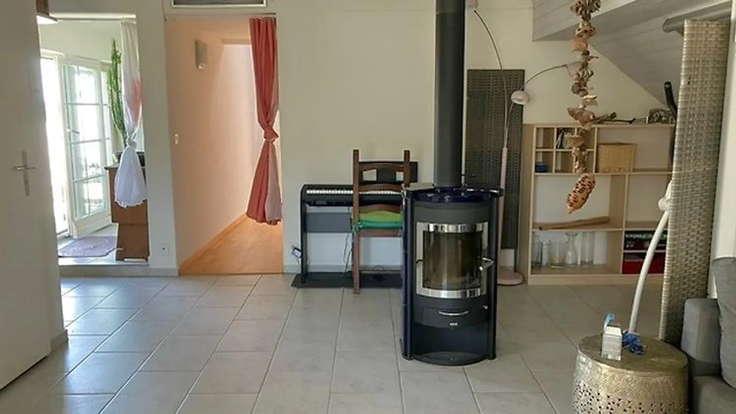 2½ ROOM ATTIC APARTMENT IN DIELSDORF (ZH), FURNISHED, TEMPORARY - Photo 3 of 10