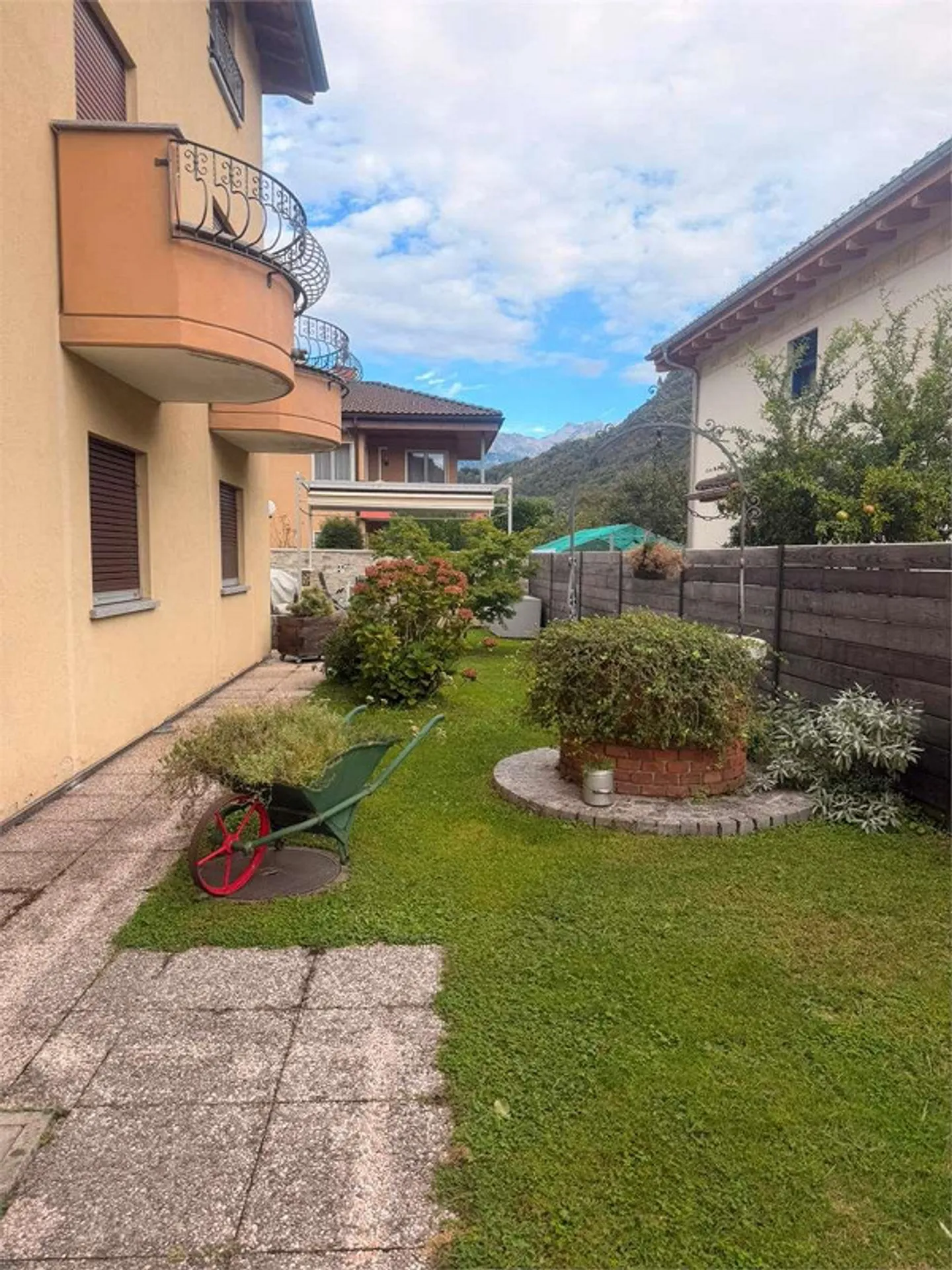 Apartment for Rent with Garden - Photo 1 of 13