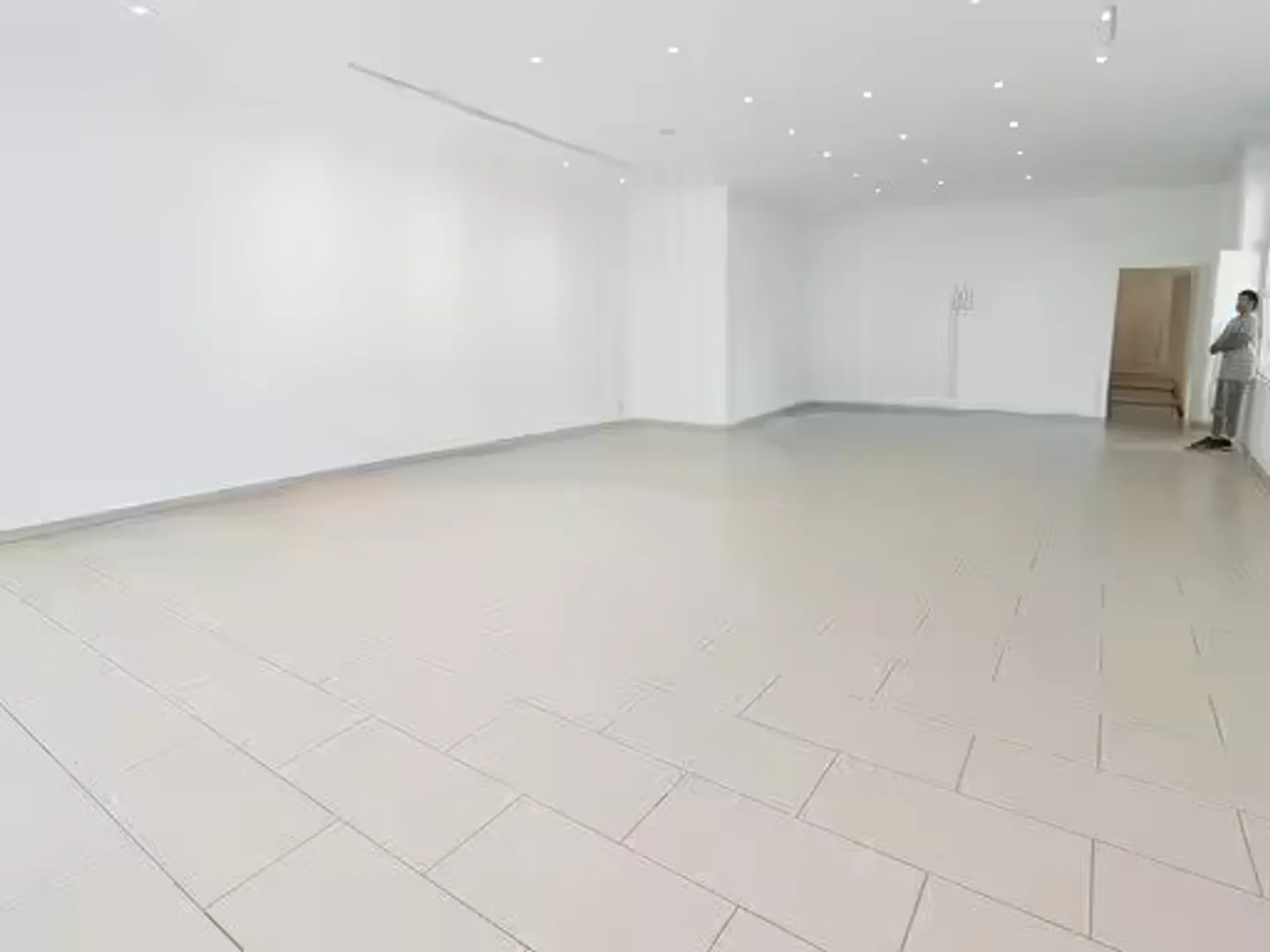 Espace Commercial Personnalisable - Photo 3 sur 3