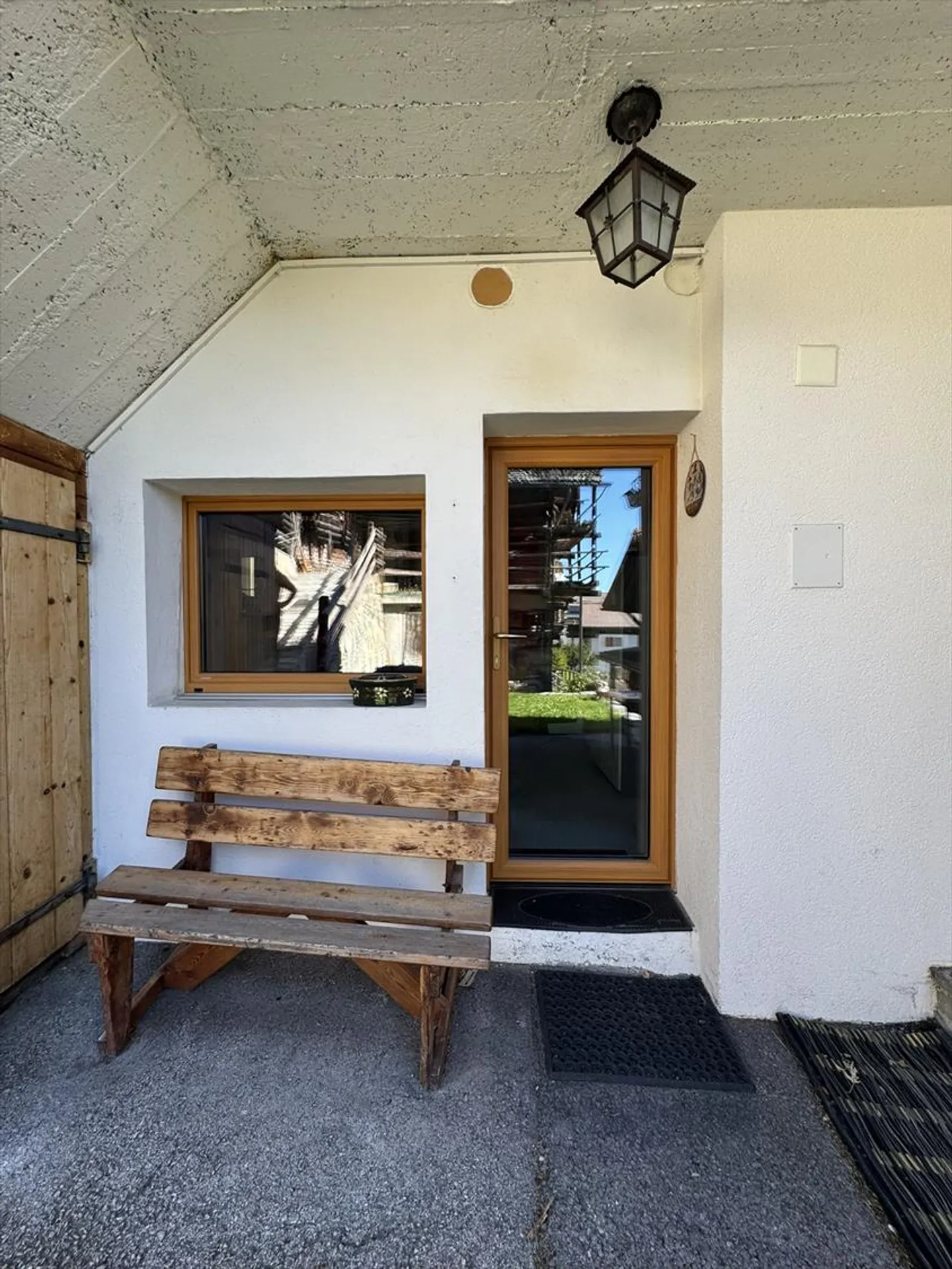 Triplex in a village house - Photo 15 of 18