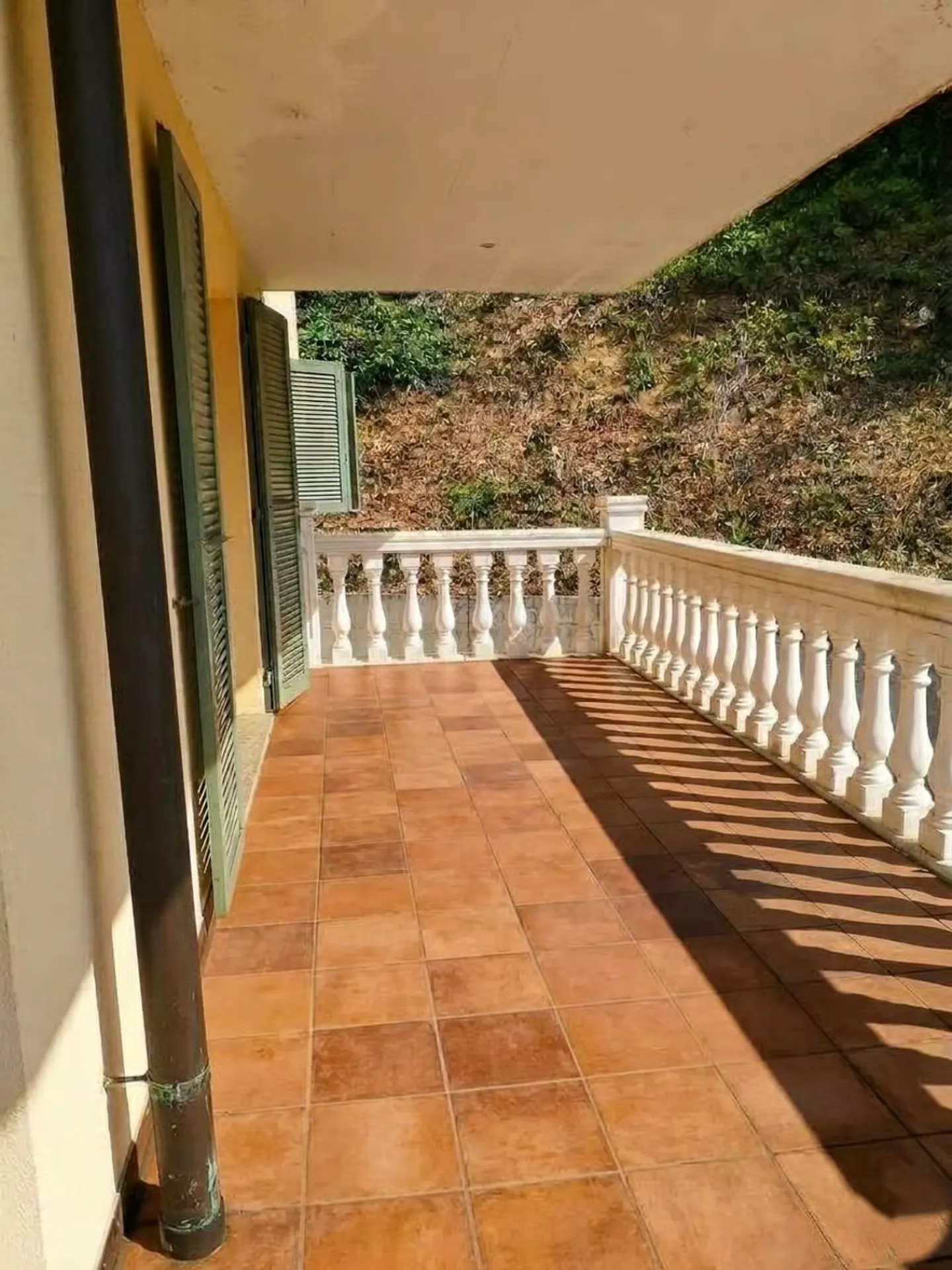Appartement spacieux avec grand balcon - Photo 7 sur 13