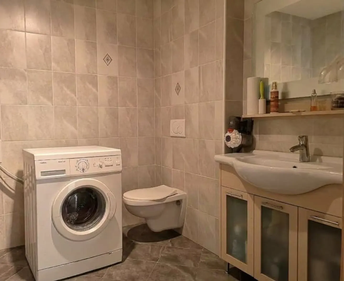 Appartement spacieux avec grand balcon - Photo 13 sur 13