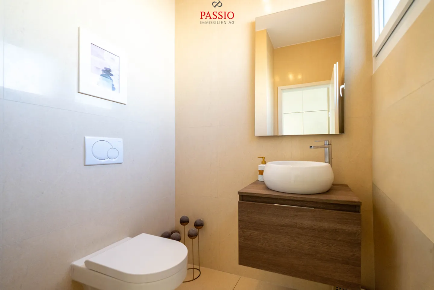 Maison individuelle de 6,5 pièces avec studio, piscine et grand jardin - Photo 10 sur 44