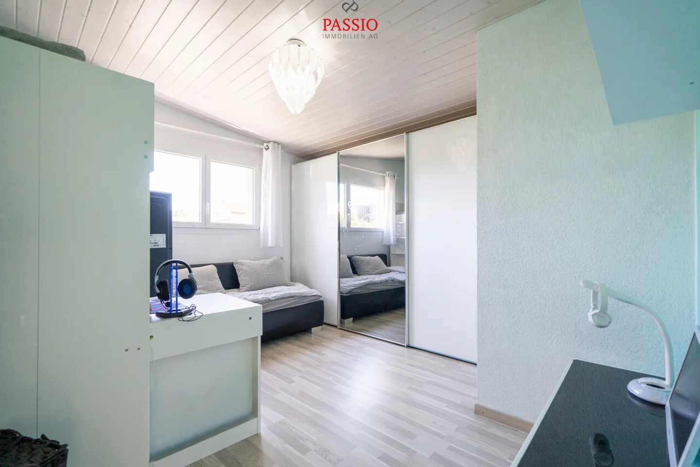 Maison individuelle de 6,5 pièces avec studio, piscine et grand jardin - Photo 19 sur 44