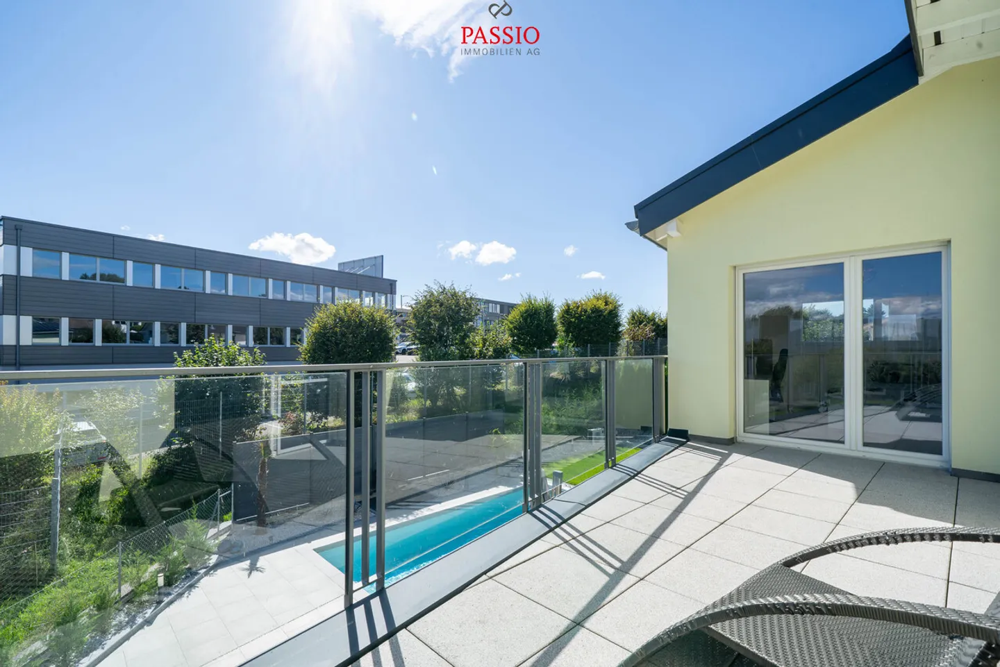 Maison individuelle de 6,5 pièces avec studio, piscine et grand jardin - Photo 38 sur 44