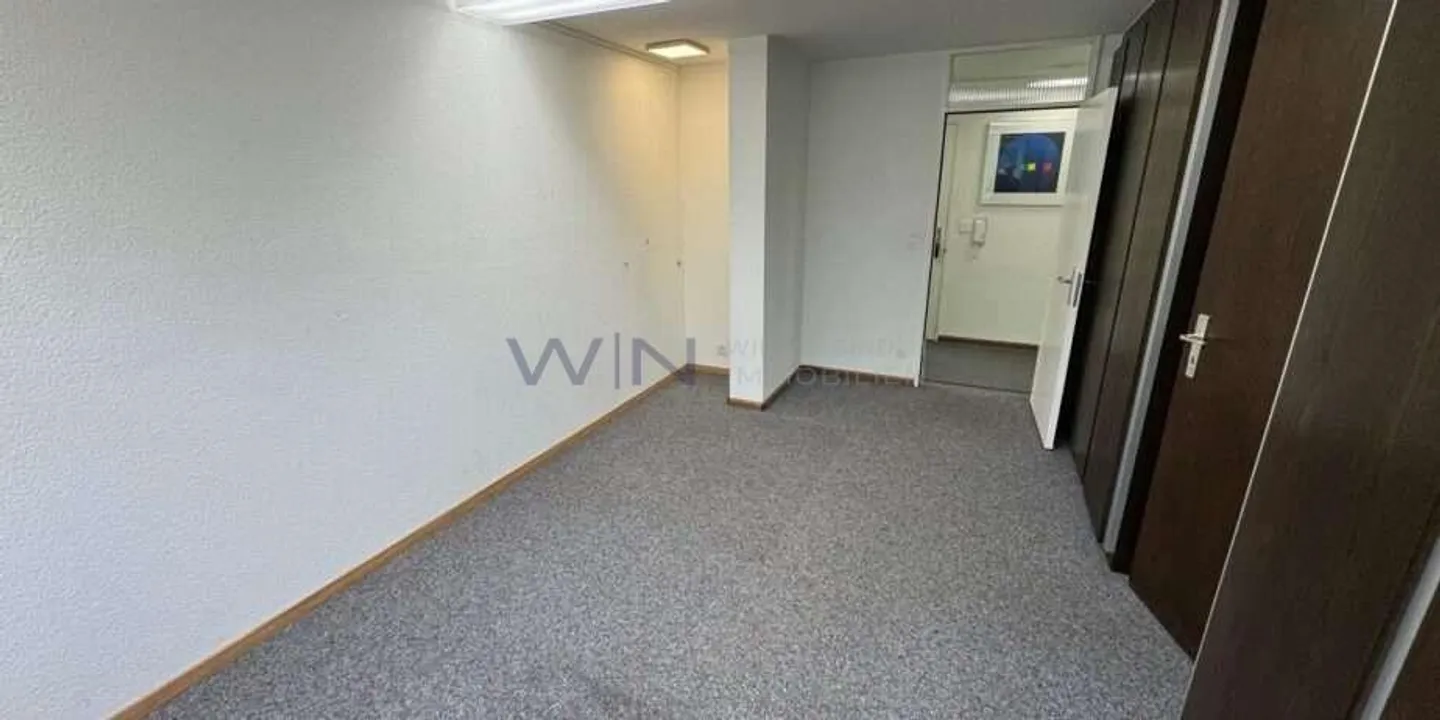 Renovierter Büroraum in Allschwil - Foto 9 von 13